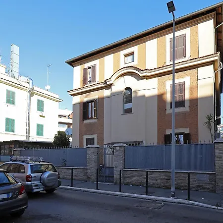 Cornelia - Charme Apartment-2